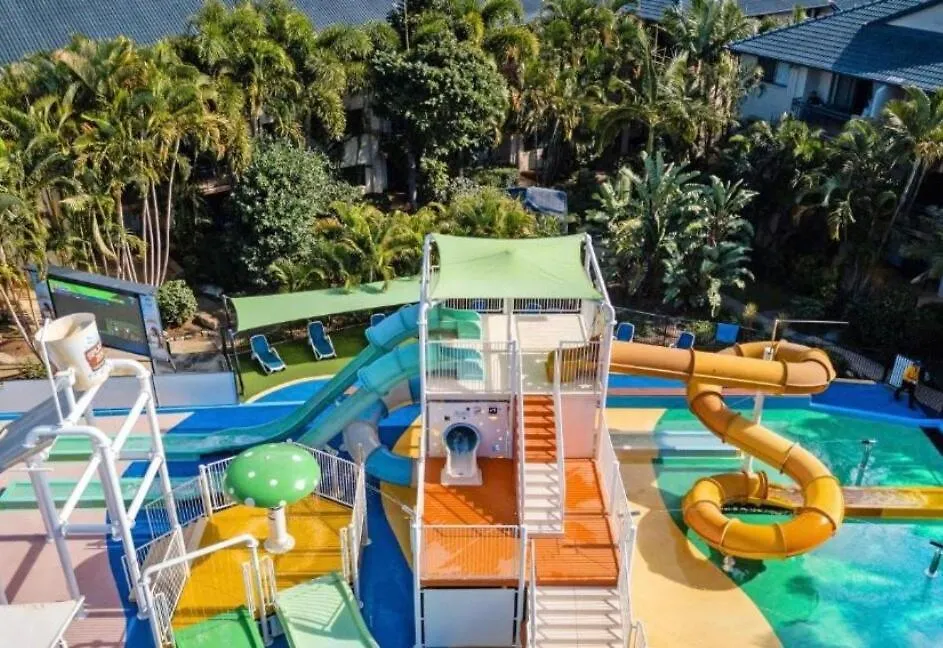 Apartment Ultimate Resort Getaway Pools, Waterslides And Steps From The Beach Gold Coast