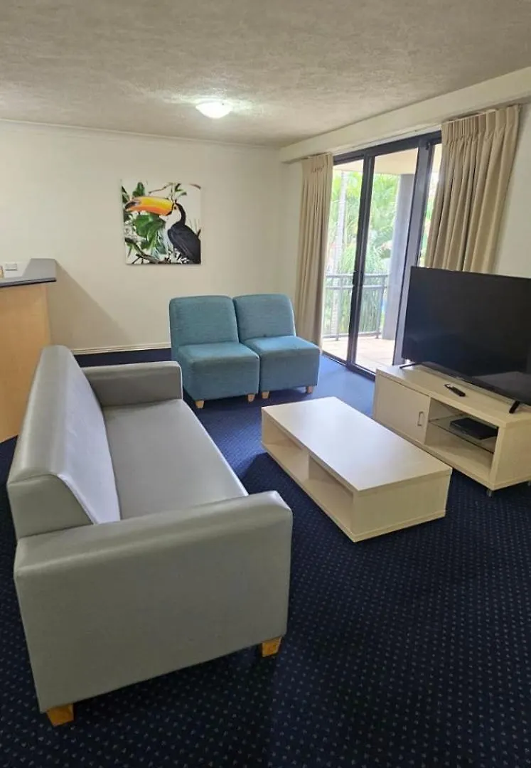 Apartment Ultimate Resort Getaway Pools, Waterslides And Steps From The Beach Gold Coast